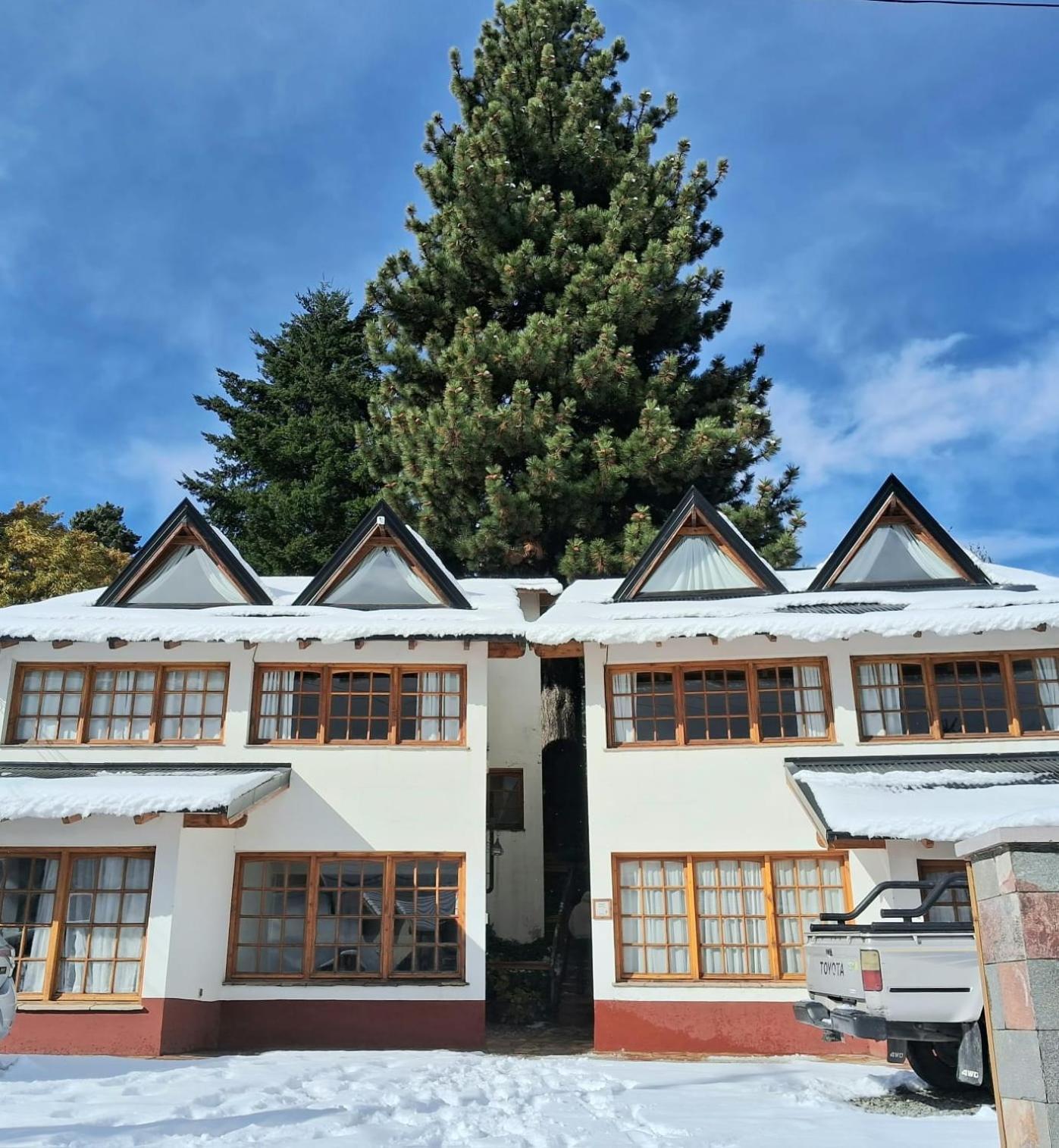 La Ponderosa Apart Hotel San Carlos de Bariloche Kültér fotó